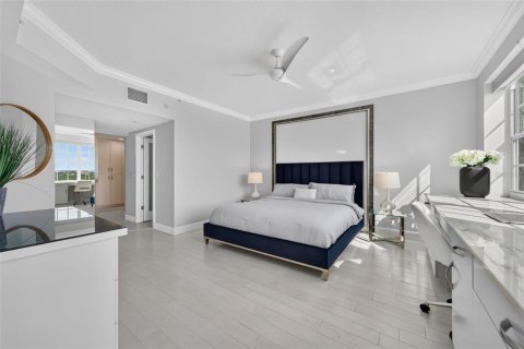 Condo in Sarasota, Florida, 2 bedrooms  № 2204164 - photo 22