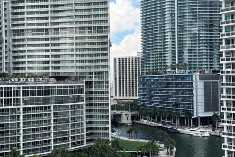 Снять в аренду квартиру в Майами, Флорида 2 спальни, 121.05м2, № 1954850 - фото 3