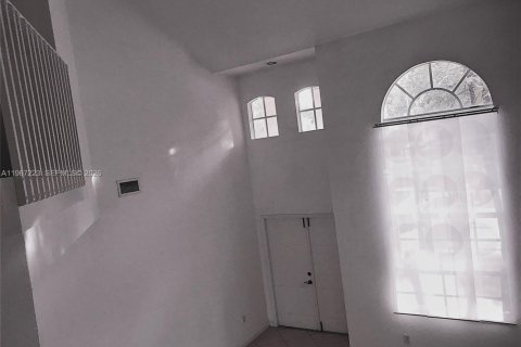 Condominio en venta en Doral, Florida, 3 dormitorios, 194.91 m2 № 2028758 - foto 9