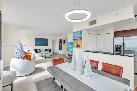 Condo in Fort Lauderdale, Florida, 2 bedrooms № 1986353 - photo 22