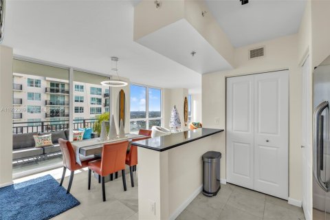 Condo in Fort Lauderdale, Florida, 2 bedrooms № 1986353 - photo 26