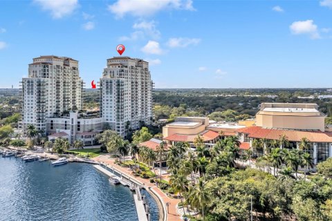 Condo in Fort Lauderdale, Florida, 2 bedrooms № 1986353 - photo 2