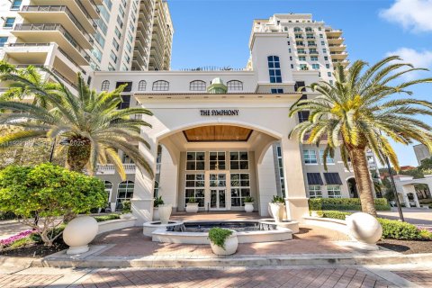 Condo in Fort Lauderdale, Florida, 2 bedrooms № 1986353 - photo 6