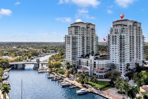 Condo in Fort Lauderdale, Florida, 2 bedrooms № 1986353 - photo 1