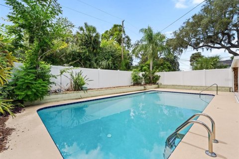 Immobilier commercial à vendre à New Port Richey, Floride: 541.25 m2 № 2371062 - photo 11