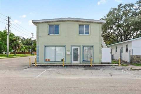 Immobilier commercial à New Port Richey, Floride 541.25 m2 № 2371062
