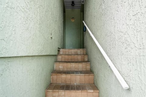 Immobilier commercial à vendre à New Port Richey, Floride: 541.25 m2 № 2371062 - photo 13