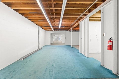 Immobilier commercial à vendre à New Port Richey, Floride: 541.25 m2 № 2371062 - photo 8