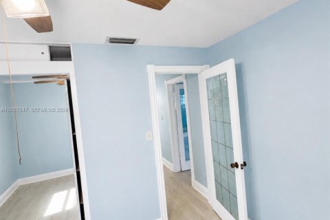 Casa en venta en Oakland Park, Florida, 3 dormitorios, 113.34 m2 № 2077399 - foto 13