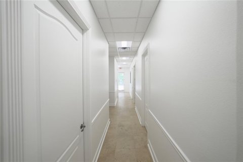 Immobilier commercial à louer à Longwood, Floride: 117.34 m2 № 1644072 - photo 15