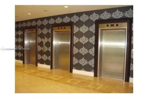 Copropriété à louer à Miami Beach, Floride: 2 chambres, 112.13 m2 № 1966438 - photo 14