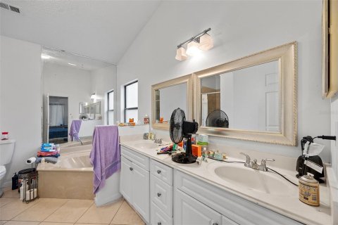 Casa en venta en Orlando, Florida, 3 dormitorios, 159.05 m2 № 1906237 - foto 10