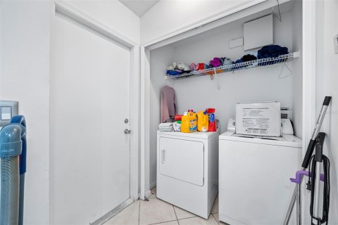 Casa en venta en Orlando, Florida, 3 dormitorios, 159.05 m2 № 1906237 - foto 18