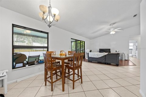 Casa en venta en Orlando, Florida, 3 dormitorios, 159.05 m2 № 1906237 - foto 4