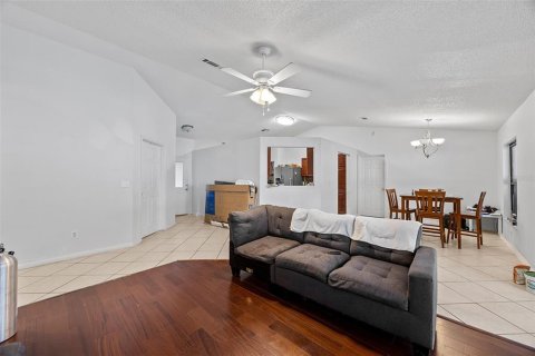 Casa en venta en Orlando, Florida, 3 dormitorios, 159.05 m2 № 1906237 - foto 3