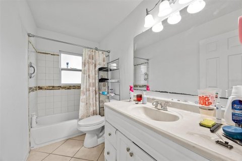 Casa en venta en Orlando, Florida, 3 dormitorios, 159.05 m2 № 1906237 - foto 14