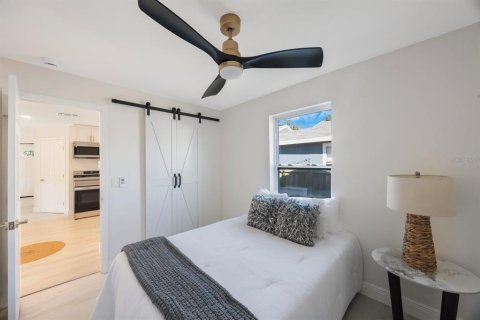 Villa ou maison à louer à Saint Petersburg, Floride: 2 chambres, 81.29 m2 № 1904703 - photo 25