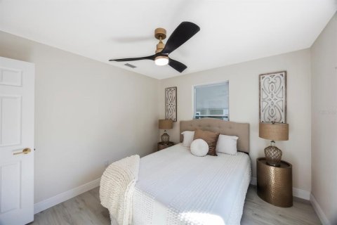 Villa ou maison à louer à Saint Petersburg, Floride: 2 chambres, 81.29 m2 № 1904703 - photo 20