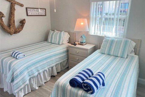 Villa ou maison à louer à Sarasota, Floride: 2 chambres, 77.67 m2 № 2125765 - photo 10