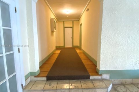 Condominio en venta en Miami Beach, Florida, 2 dormitorios, 87.79 m2 № 2185889 - foto 24