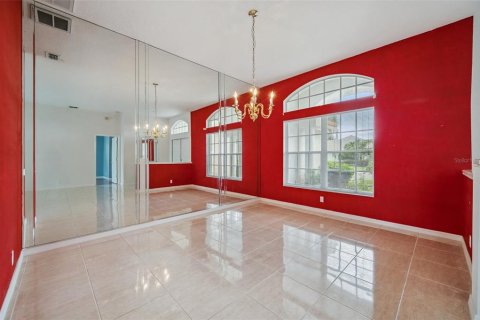 House in Trinity, Florida 3 bedrooms, 187.2 sq.m. № 1816045 - photo 9