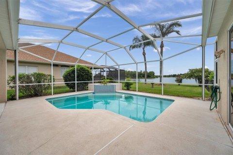 House in Trinity, Florida 3 bedrooms, 187.2 sq.m. № 1816045 - photo 3