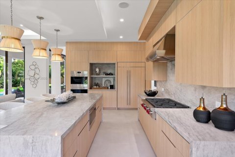 Casa en venta en Pinecrest, Florida, 6 dormitorios, 510.96 m2 № 1683778 - foto 21