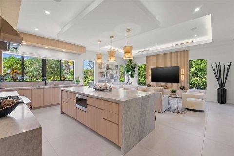 Casa en venta en Pinecrest, Florida, 6 dormitorios, 510.96 m2 № 1683778 - foto 16