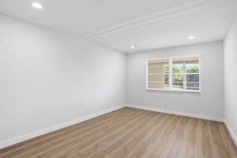 Купить кондоминиум в Дирфилд-Бич, Флорида 1 комната, 79.9м2, № 2146177 - фото 9