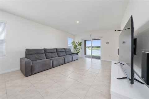 Casa en alquiler en Kissimmee, Florida, 3 dormitorios, 149.94 m2 № 1886829 - foto 6