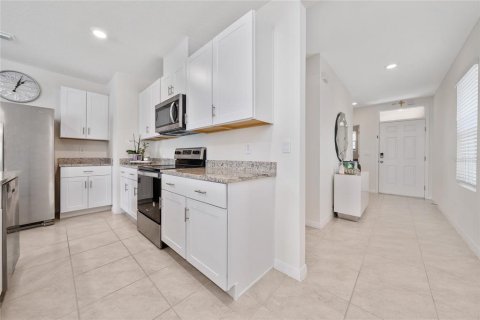 Casa en alquiler en Kissimmee, Florida, 3 dormitorios, 149.94 m2 № 1886829 - foto 2