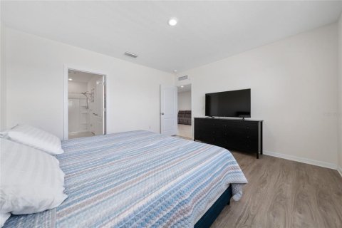 Casa en alquiler en Kissimmee, Florida, 3 dormitorios, 149.94 m2 № 1886829 - foto 12