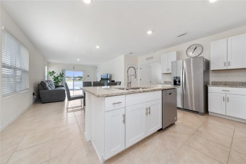 Casa en alquiler en Kissimmee, Florida, 3 dormitorios, 149.94 m2 № 1886829 - foto 3