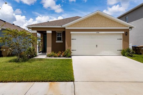 Casa en alquiler en Kissimmee, Florida, 3 dormitorios, 149.94 m2 № 1886829 - foto 1