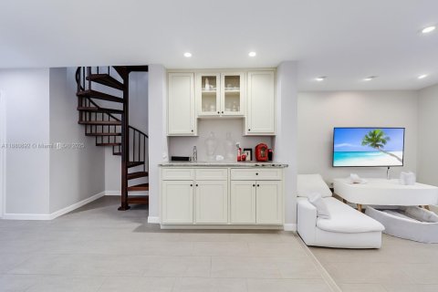 Condominio en venta en Miami, Florida, 2 dormitorios, 97.55 m2 № 2013506 - foto 7