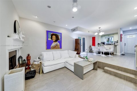 Condominio en venta en Miami, Florida, 2 dormitorios, 97.55 m2 № 2013506 - foto 5