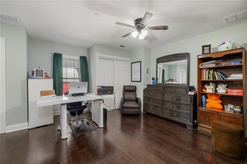 House in Tampa, Florida 5 bedrooms, 201.88 sq.m. № 1852553 - photo 15