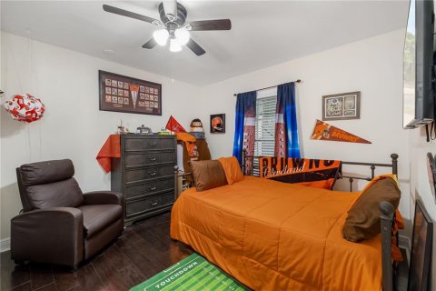 House in Tampa, Florida 5 bedrooms, 201.88 sq.m. № 1852553 - photo 18