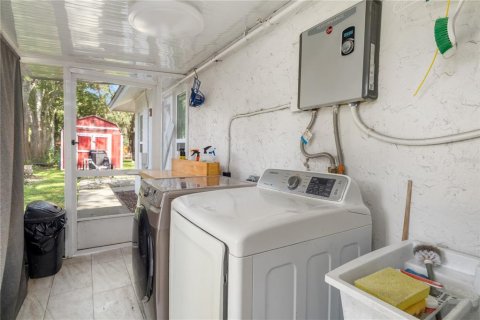 House in Tampa, Florida 5 bedrooms, 201.88 sq.m. № 1852553 - photo 25