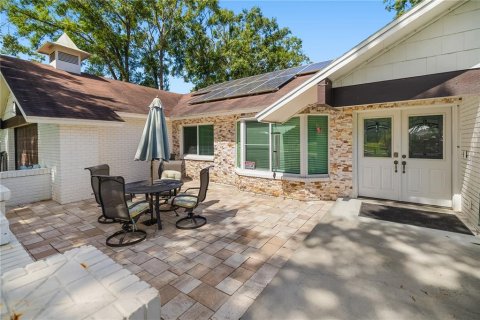 House in Tampa, Florida 5 bedrooms, 201.88 sq.m. № 1852553 - photo 2