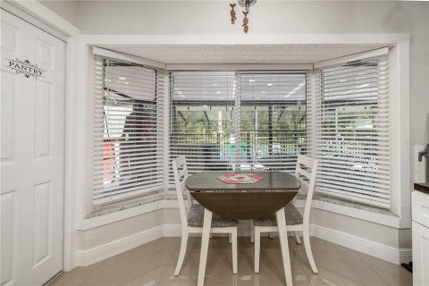 House in Tampa, Florida 5 bedrooms, 201.88 sq.m. № 1852553 - photo 27