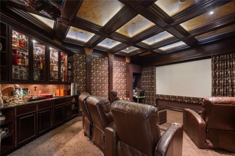 House in Orlando, Florida 5 bedrooms, 536.6 sq.m. № 1509877 - photo 19