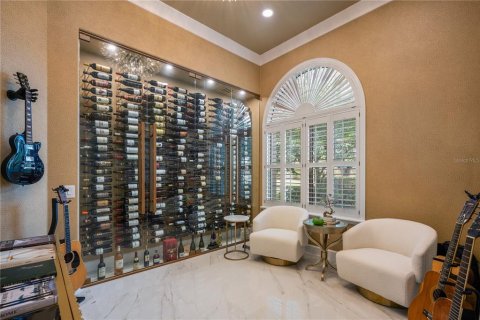 House in Orlando, Florida 5 bedrooms, 536.6 sq.m. № 1509877 - photo 20