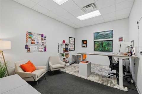 Immobilier commercial à vendre à Tampa, Floride: 995.45 m2 № 2239514 - photo 11