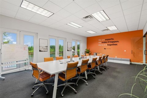 Immobilier commercial à vendre à Tampa, Floride: 995.45 m2 № 2239514 - photo 9