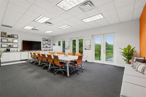 Immobilier commercial à vendre à Tampa, Floride: 995.45 m2 № 2239514 - photo 8