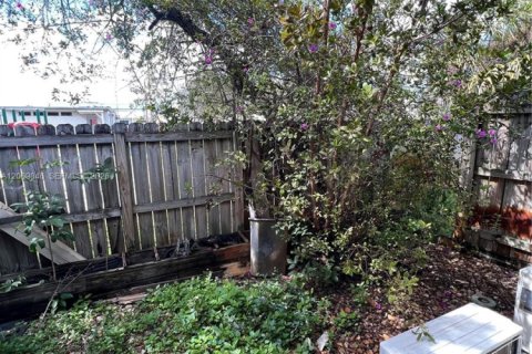 Condominio en venta en Oakland Park, Florida, 1 dormitorio, 39.86 m2 № 2091347 - foto 16
