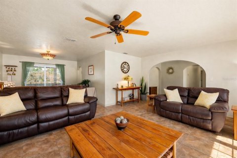 Casa en venta en Morriston, Florida, 5 dormitorios, 249.16 m2 № 2094622 - foto 7