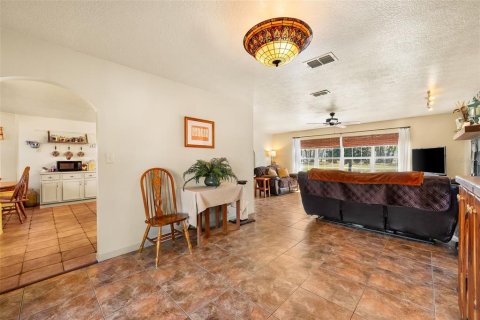 Casa en venta en Morriston, Florida, 5 dormitorios, 249.16 m2 № 2094622 - foto 11