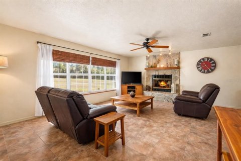Casa en venta en Morriston, Florida, 5 dormitorios, 249.16 m2 № 2094622 - foto 6
